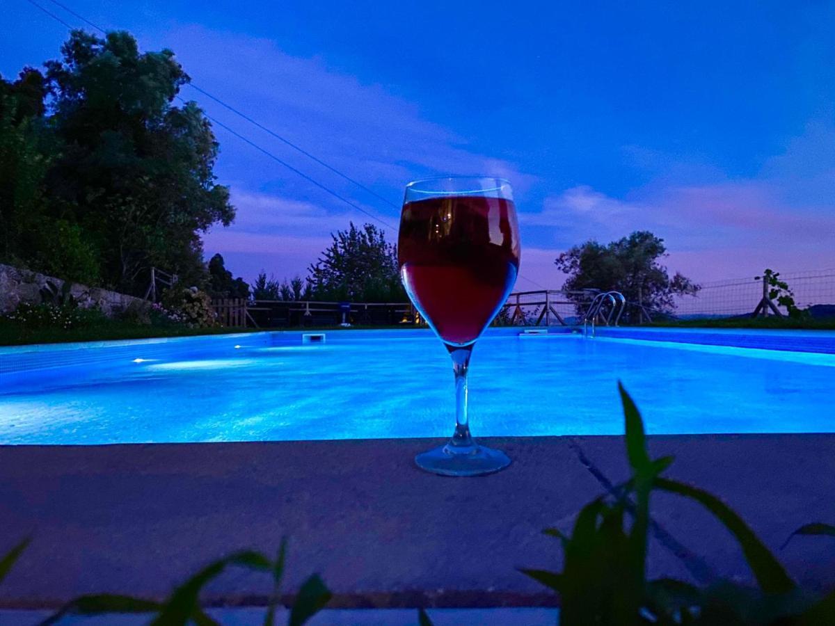 The Pool House Villa Longos Exterior foto