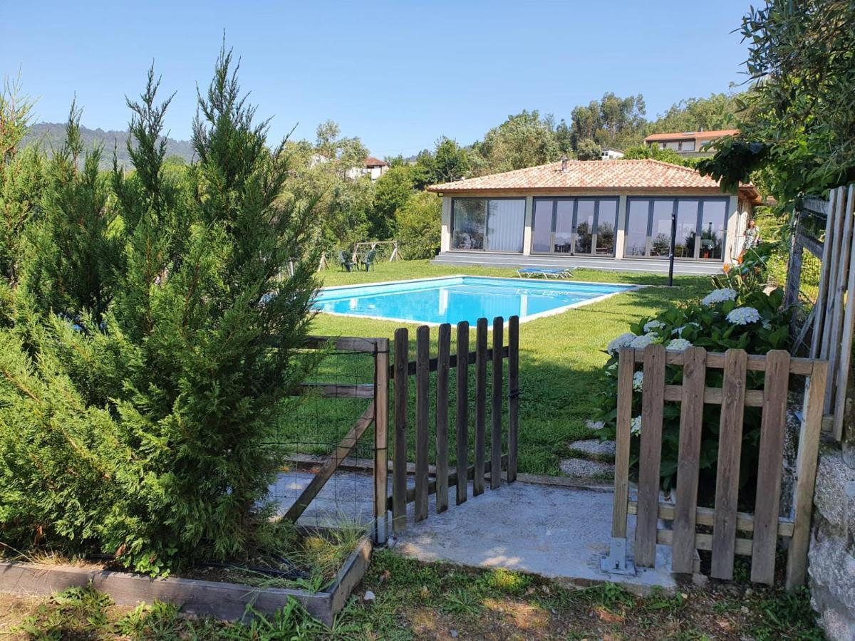 The Pool House Villa Longos Exterior foto