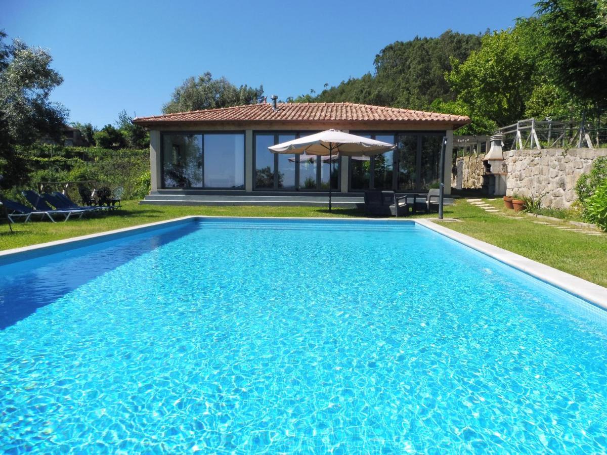 The Pool House Villa Longos Exterior foto